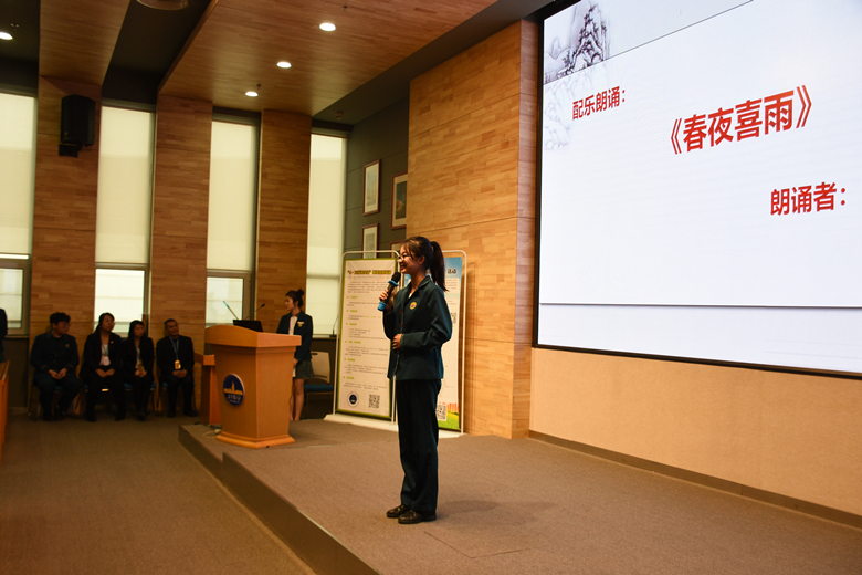 04-01朗诵《春夜喜雨》_副本.jpg